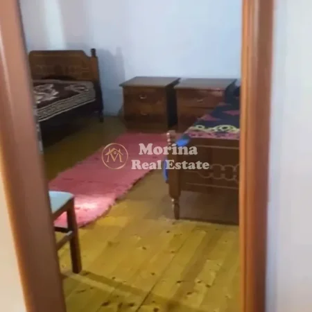 Tirane, jepet me qera shtepi 2+1 Kati 3, 120 m² 350 € (Ish Sheshi Shqiponja)
