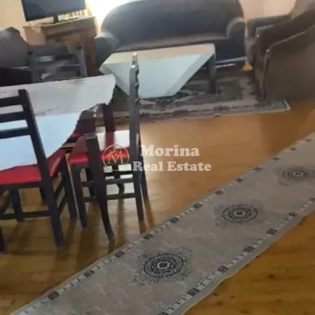 Tirane, jepet me qera shtepi 2+1 Kati 3, 120 m² 350 € (Ish Sheshi Shqiponja)