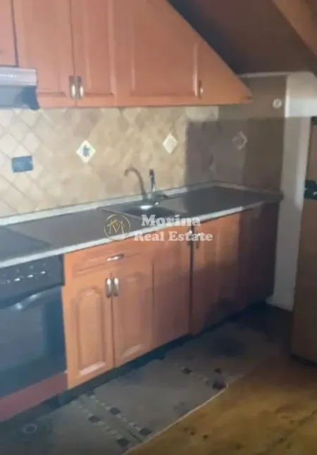 Tirane, jepet me qera shtepi 2+1 Kati 3, 120 m² 350 € (Ish Sheshi Shqiponja)