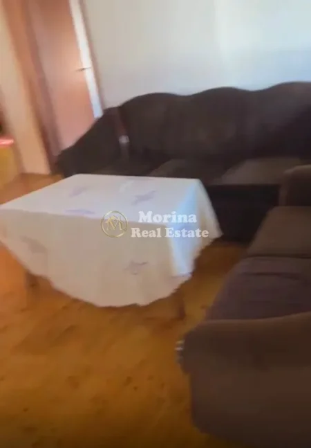 Tirane, jepet me qera shtepi 2+1 Kati 3, 120 m² 350 € (Ish Sheshi Shqiponja)