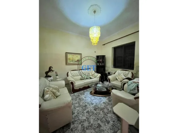 Durres, shitet shtepi 2 Katshe , 236 m² 148.000 € (Shkozet)