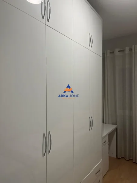 Tirane, shitet apartament 2+1+Ballkon Kati 3, 94 m² 253.000 € 