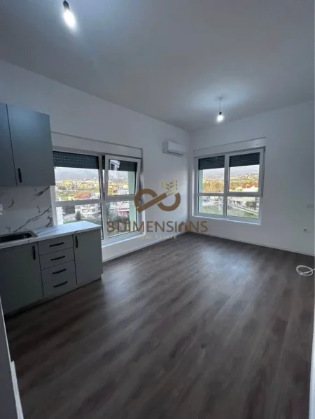 Tirane, jepet me qera apartament 1+1 Kati 8, 60 m² 350 € (ali demi)