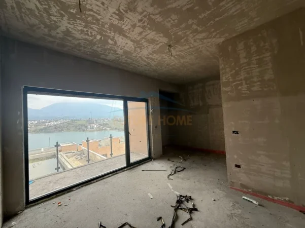 Tirane, shitet Vile+Verande+Pishine , 450 m² 475.000 € (FARKE , Swan Residence)