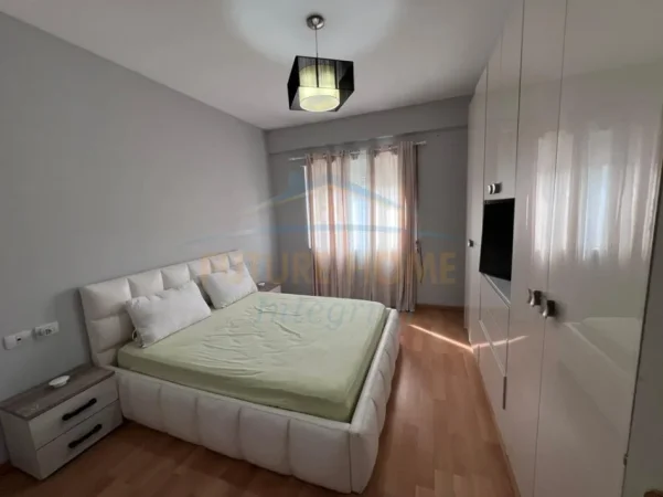 Tirane, jepet me qera apartament 1+1 Kati 3, 55 m² 520 € (Don Bosko)