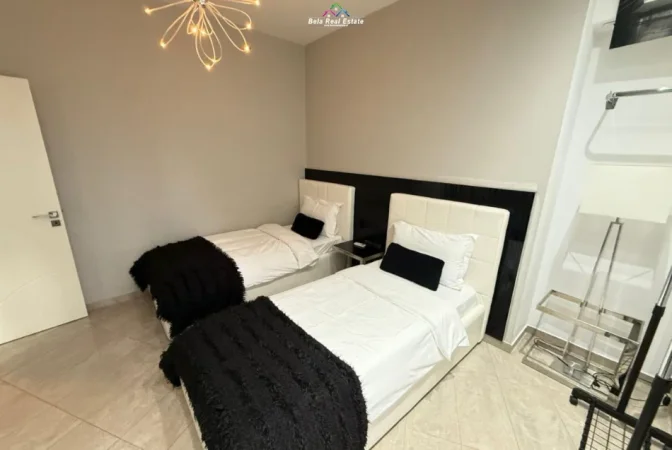 Tirane, jepet me qera apartament 2+1+Ballkon Kati 8, 96 m² 950 € (Rruga Vaso Pasha)