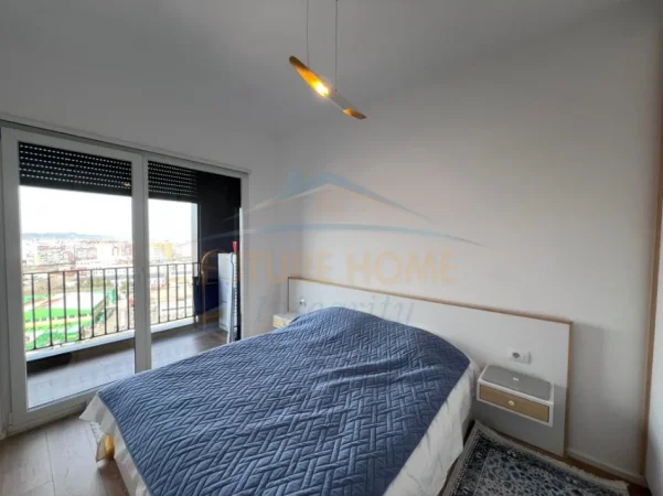 Tirane, jepet me qera apartament 1+1 Kati 10, 45 m² 500 € (Spitali Amerikan 3)
