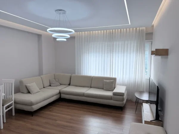 Tirane, shitet apartament 2+1 , 91 m² 340.000 € 