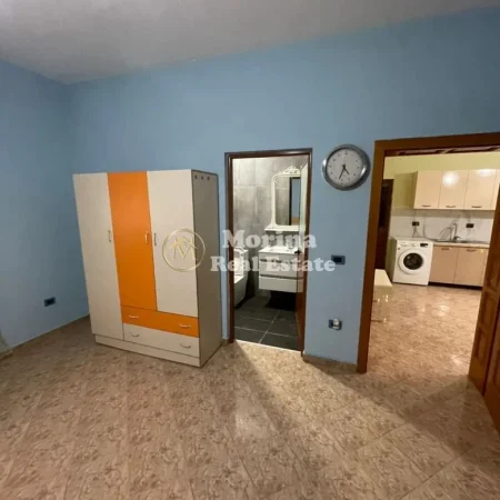 Tirane, jepet me qera shtepi 2+1 Kati 2, 100 m² 380 € (Astir)