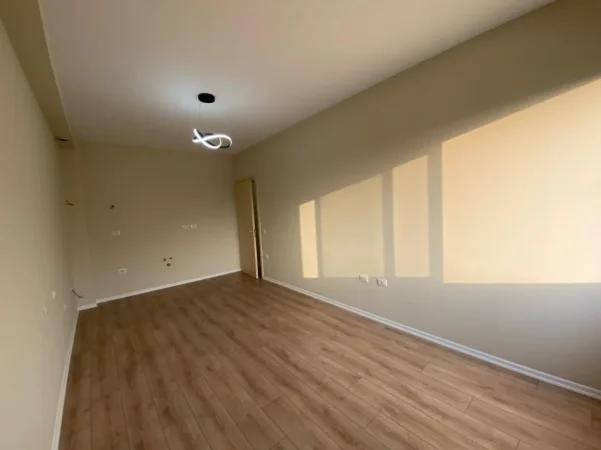 Tirane, shes apartament 2+1 Kati 4, 73 m² 139.000 € (unaza e re)