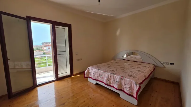 Vlore, jepet me qera apartament 2+1 Kati 2, 120 m² 350 € (Rruga Dervish Hekali, Vlorë)