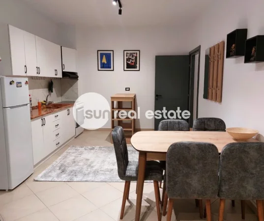 Shkoder, jepet me qera apartament 3+1+Ballkon Kati 3, 96 m² (PARRUCE, SHKODER)