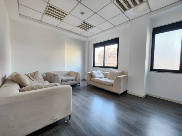 Supreme Office - Amb ideal per Zyre 📍 prb. Delijorgjit - Rr. e Kavajes -- 420m2 | k3, Pllt i Ri