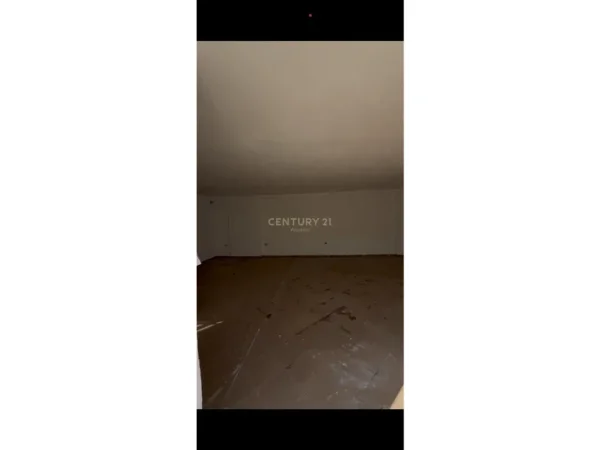 Durres, shitet ambjent biznesi Kati 0,