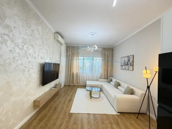 Tirane, shes apartament 2+1 Kati 1, 95 m² 169.000 € (Unaza e Re)