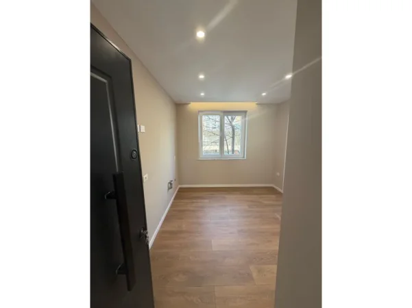 Tirane, shitet apartament 1+1 Kati 2, 29 m² 109.000 € 