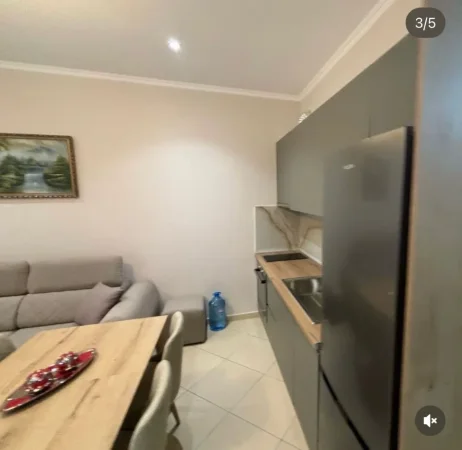 Tirane, jepet me qera apartament 1+1 Kati 3, 1 m² 650 € (globe)