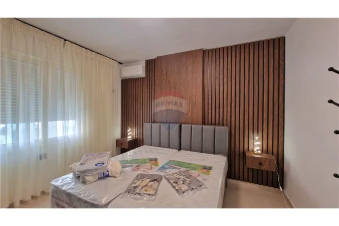 Vlore, jepet me qera apartament 2+1 Kati 4, 110 m² 750 € (Lungomare, Vlorë)