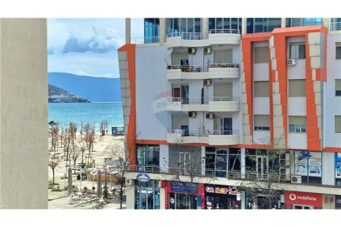 Vlore, jepet me qera apartament 2+1 Kati 4, 110 m² 750 € (Lungomare, Vlorë)