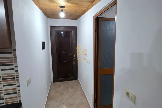 Tirane, jepet me qera apartament 1+1 Kati 11, 70 m² 400 € (Don Bosko)
