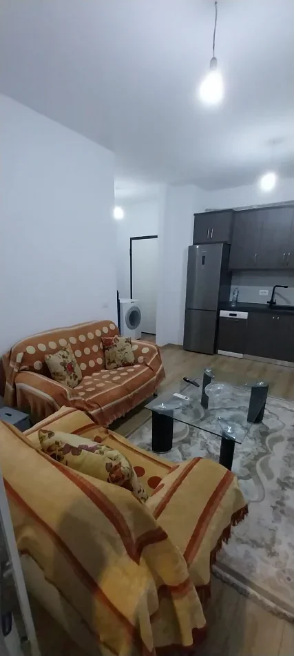 Tirane, jepet me qera tek Univers City, Apartament 1+1+Ballkon+Post Parkimi, Kati 6, 52 m², 40000 LEK