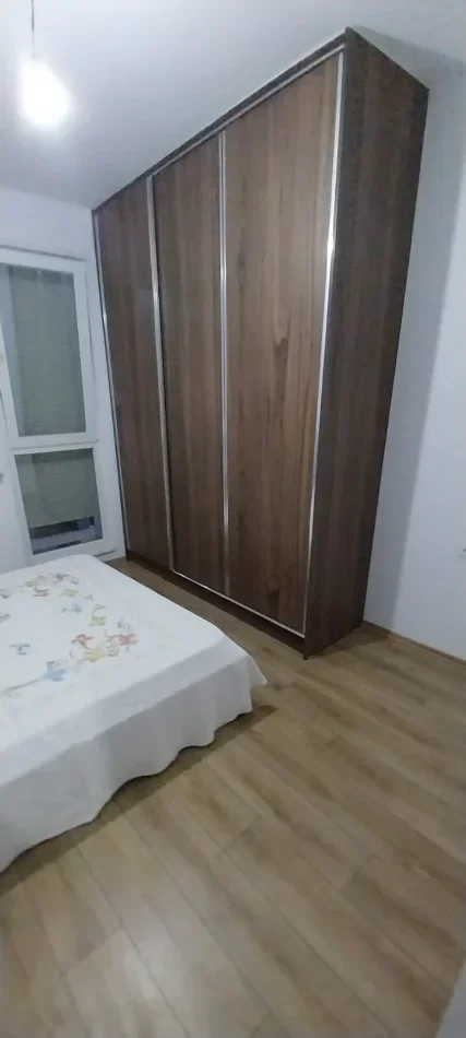 Tirane, jepet me qera tek Univers City, Apartament 1+1+Ballkon+Post Parkimi, Kati 6, 52 m², 40000 LEK