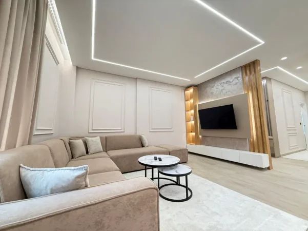 jepet me qera apartament 2+1 Kati 3, 101 m² 1.600 € (SOPHIE RESIDENCE)