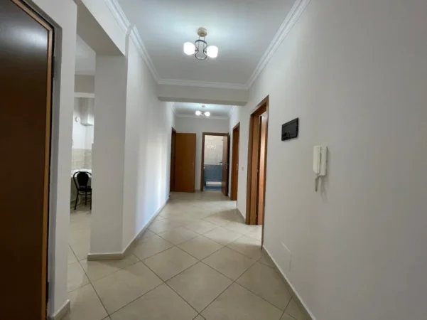 Tirane, jepet me qera apartament 2+1 Kati 3, 90.000 € 