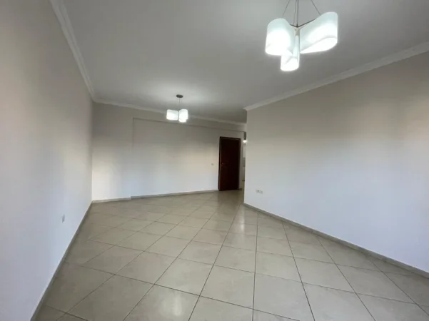 Tirane, jepet me qera apartament 2+1 Kati 3, 90.000 € 