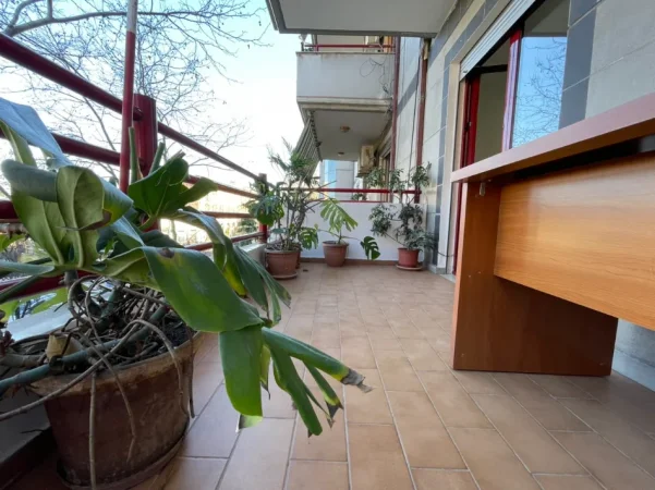 Tirane, jepet me qera apartament 2+1 Kati 3, 90.000 € 