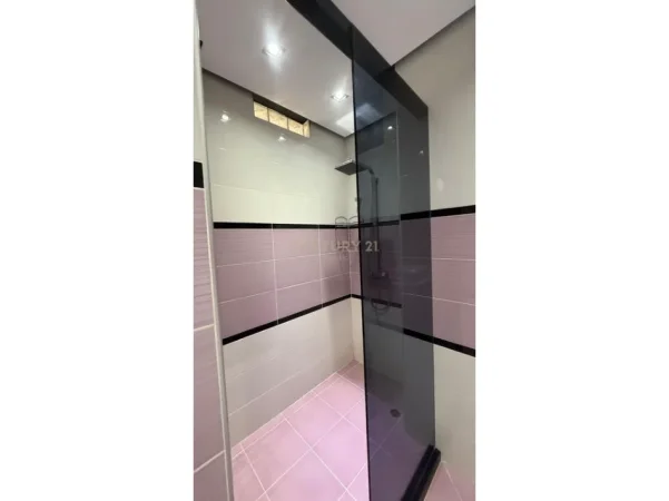 Durres, jepet me qera apartament 1+1 Kati 6, 80 m² 350 €