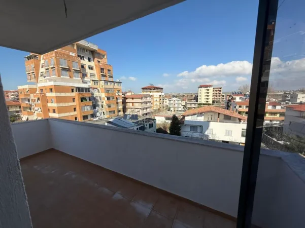 Durres, shitet apartament 2+1+Ballkon Kati 3, 105 m² 132.000 €