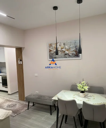 Tirane, jepet me qera apartament Kati 1, 60 m² 850 € 
