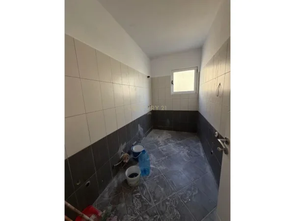 Durres, shitet apartament 1+1 Kati 5, 70 m² 155.000 € 