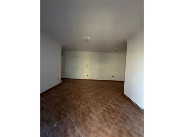 Durres, shitet apartament 1+1 Kati 5, 70 m² 155.000 € 