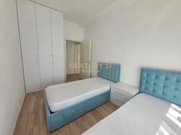 Tirane, jepet me qera apartament 2+1 Kati 2, 86 m² 670 € (muhamet gjollesha)