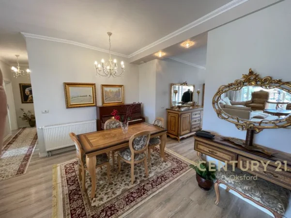 Tirane, jepet me qera apartament 2+1 Kati 4, 160 m² 1.500 € (kodra e diellit 2)