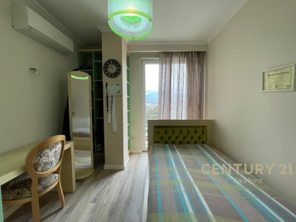 Tirane, jepet me qera apartament 2+1 Kati 4, 160 m² 1.500 € (kodra e diellit 2)