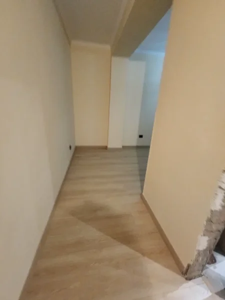 Tirane, jepet me qera apartament 2+1+Ballkon Kati 4, 100 m² 1.000 € (Rruga Abdyl Frasheri)