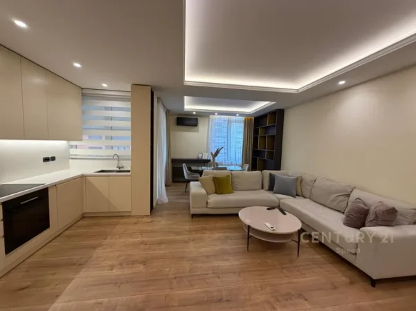 Tirane, jepet me qera apartament 2+1 Kati 4, 108 m² 1.100 € (sheshi skenderbej)