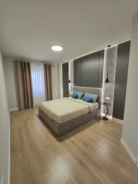 Tirane, shitet apartament 2+1+Aneks+Ballkon Kati 8, 116 m² 