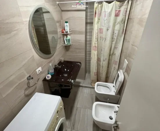 Tirane, jepet me qera apartament 1+1 Kati 5, 70 m² 700 € (Shkolla e baletit)