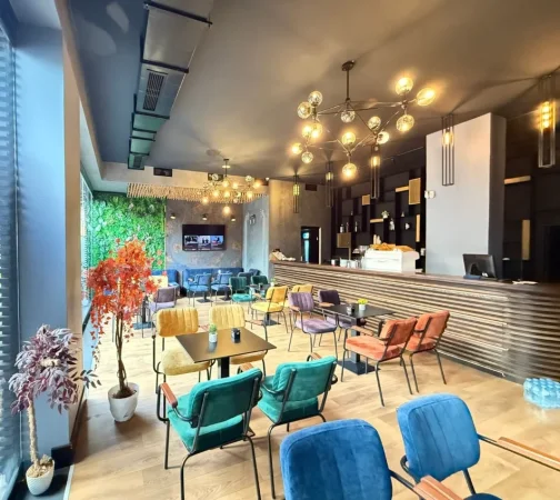 Tirane, shitet lokal Kati 0, 110 m² (Myslym Shyri)