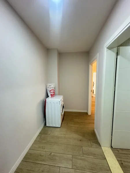 Tirane, jepet me qera apartament 2+1 Kati 4, 79 m² 600 € 