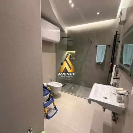 Tirane, shitet apartament duplex 3+1+Ballkon , 241 m² 335.000 € (kodra e Diellit 2)