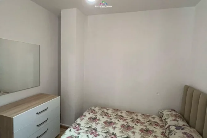 Tirane, jepet me qera apartament 1+1 Kati 2, 70 m² 625 € (Rruga Don Bosko)