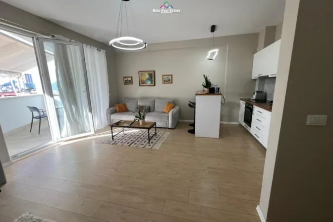 Tirane, jepet me qera apartament 1+1 Kati 5, 70 m² 720 € (Rruga Mihal Grameno)