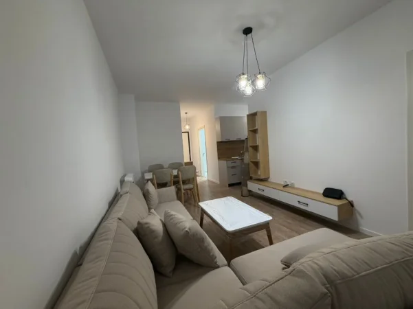 Tirane, jepet me qera apartament 1+1 , 60 m² 500 €