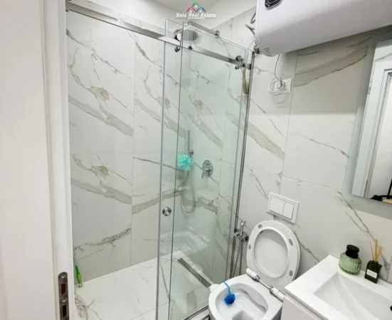 Tirane, jepet me qera apartament 1+1 Kati 5, 63 m² 830 € (myslym shyri)