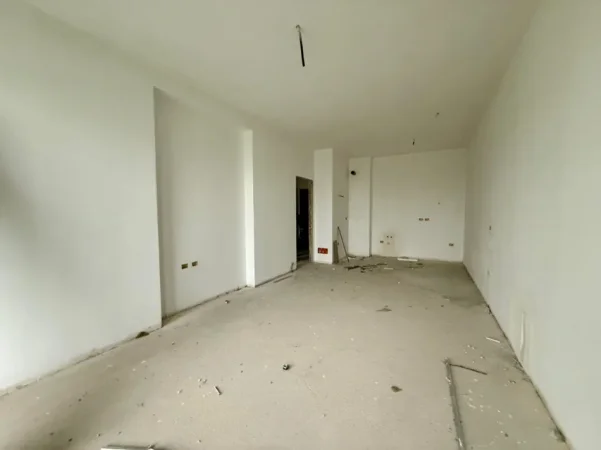 Tirane, shitet apartament 1+1+Ballkon Kati 7, 71 m² 215.000 € (Rruga e Kavajes)Square 21